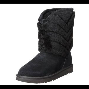 New in box UGG TANIA boots Sz. 9